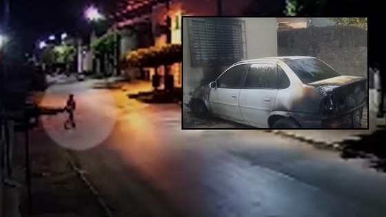 Vídeo flagra homem invadindo casa para queimar carro em MT