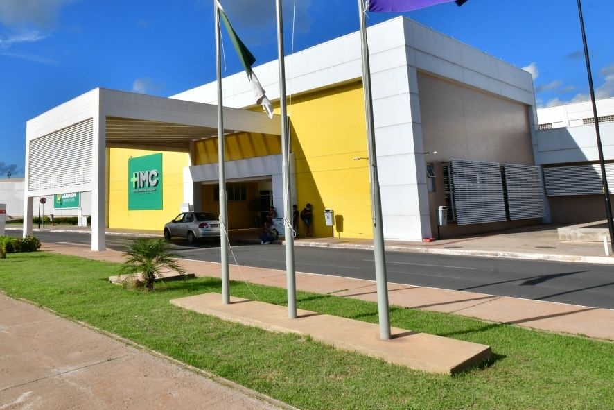 Jovem com suspeita de ingerir bebida com metanol vai para UTI