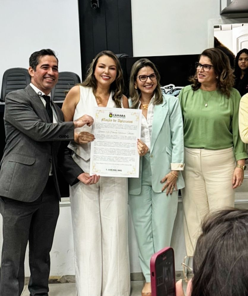 Dra. Fátima Munhoz é homenageada na Câmara de Cuiabá com Monção de Aplausos pelo Dia do Dentista