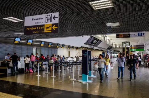 Procon de MT investiga se nova tarifa básica das companhias áreas é legal