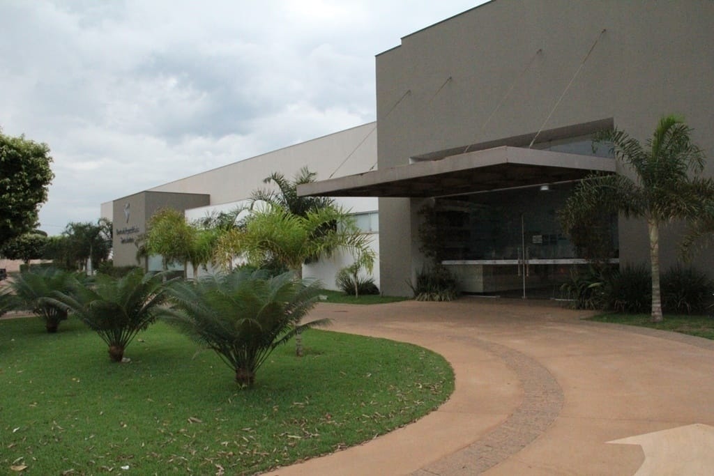 Justiça inicia pagamento a ex-colaboradores de hospital em Sinop e dará prioridade a quem aceitar descontos