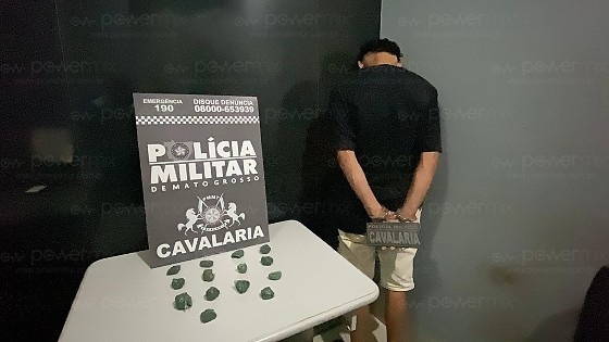 Cavalaria da PM apreende adolescente de 17 anos por tráfico de drogas em Nova Mutum