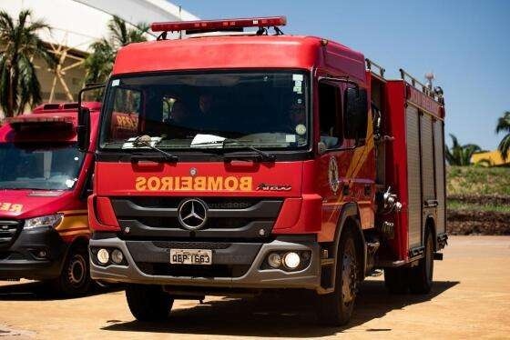 Bombeiros resgataram 13 pessoas de elevadores no final de semana