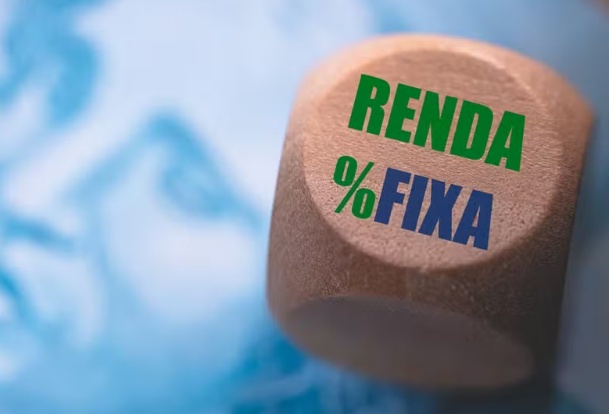 Quanto rende R$ 1 mil em Tesouro Direto, CDB e poupança com Selic mantida em 15%