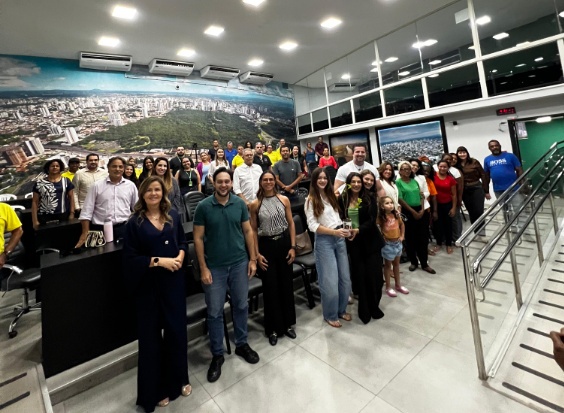 Vereadora lidera debate histórico sobre implantação da coleta seletiva em condomínios