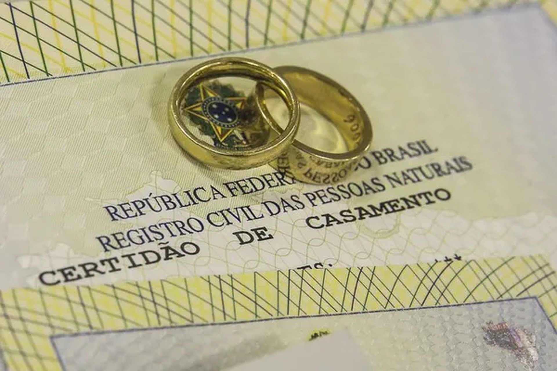 Mais de 900 crianças e adolescentes de até 14 anos vivem em união conjugal em MT, aponta IBGE