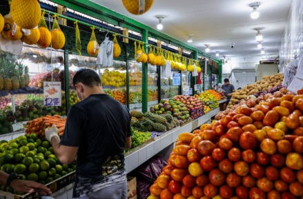 Lula assina decreto que muda regras do vale-refeição e alimentação; confira novidades
