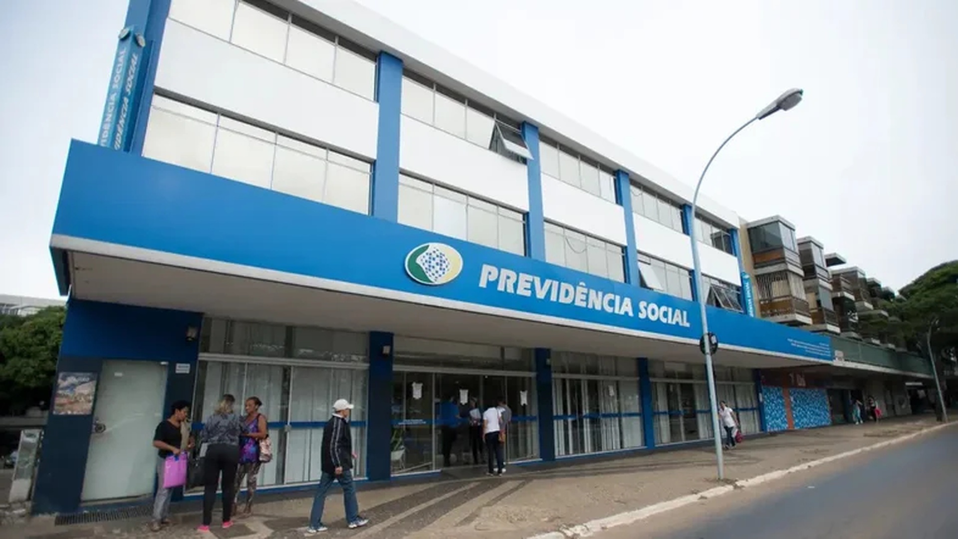 PF prende ex-presidente do INSS em nova operação contra fraudes