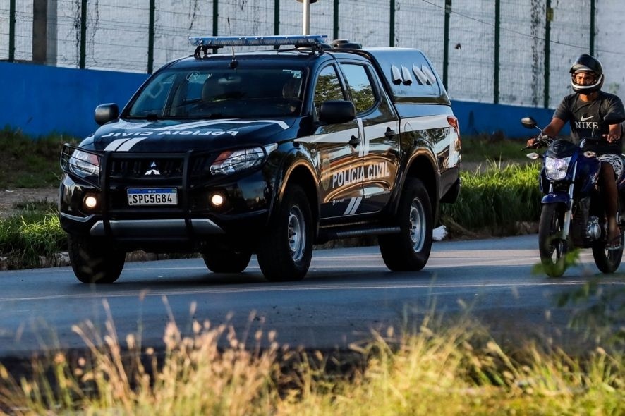 Mãe perde controle de carro e menina de 9 anos morre em MT