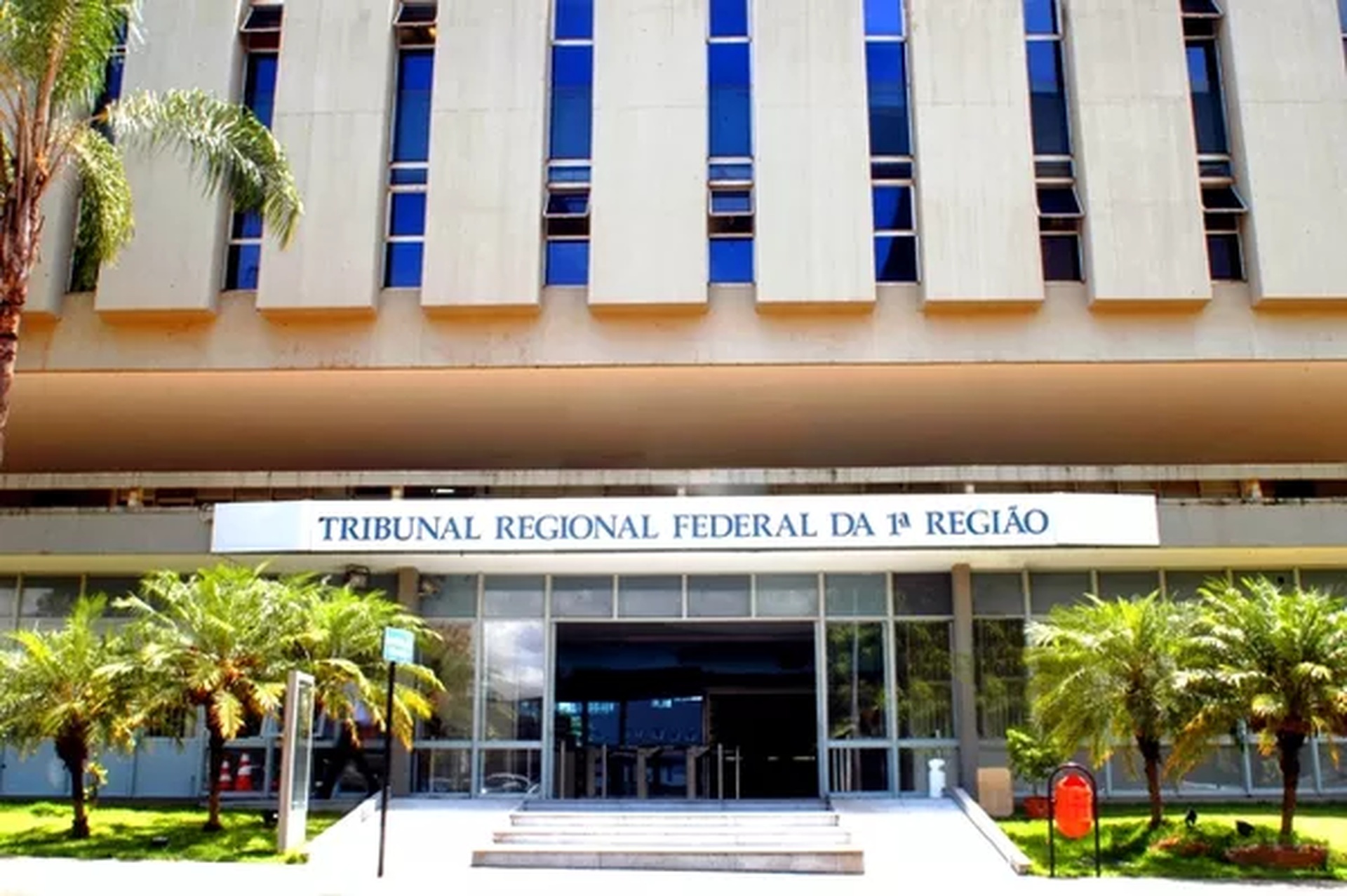 Justiça Federal reconhece prescrição de pena contra servidores que desviaram R$ 1,3 milhão do IBGE em MT