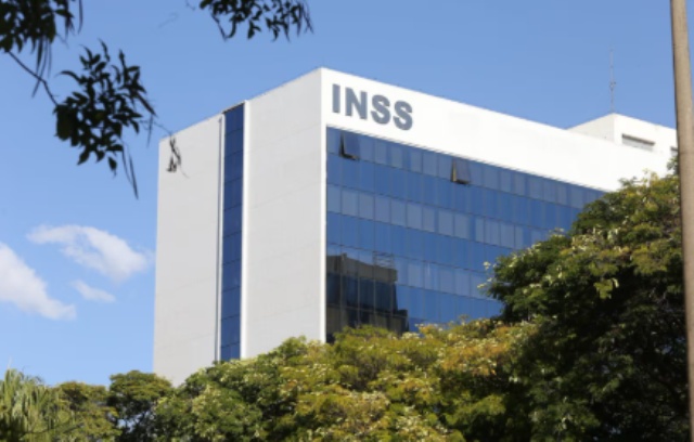 INSS começa a pagar devolução de desconto a herdeiros de 800 mil aposentados falecidos