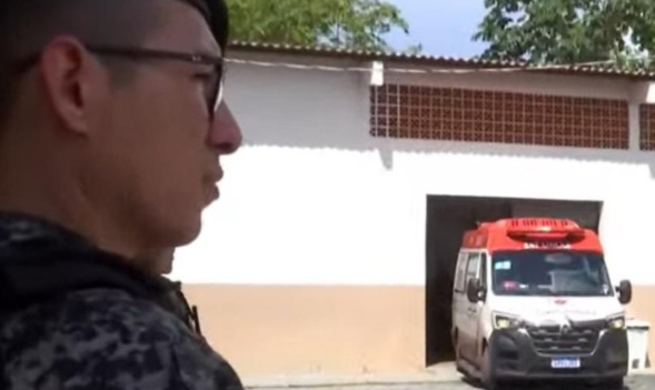 Após 4 horas, segurança joga arma e se entrega em VG