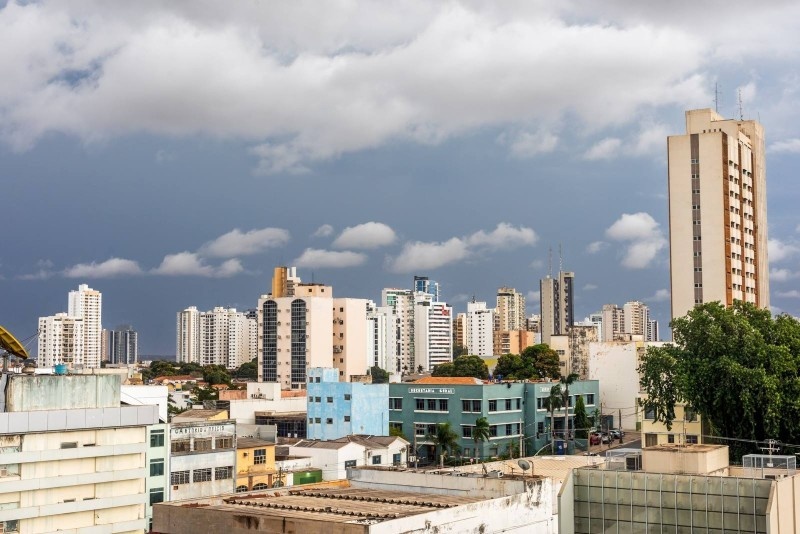 Inmet emite alerta de tempestade com ventos de até 100km/h em Mato Grosso; veja cidades afetadas