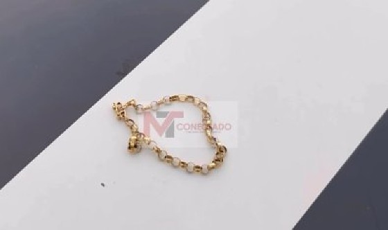 Enfermeira é presa após furtar pulseira de criança internada em MT