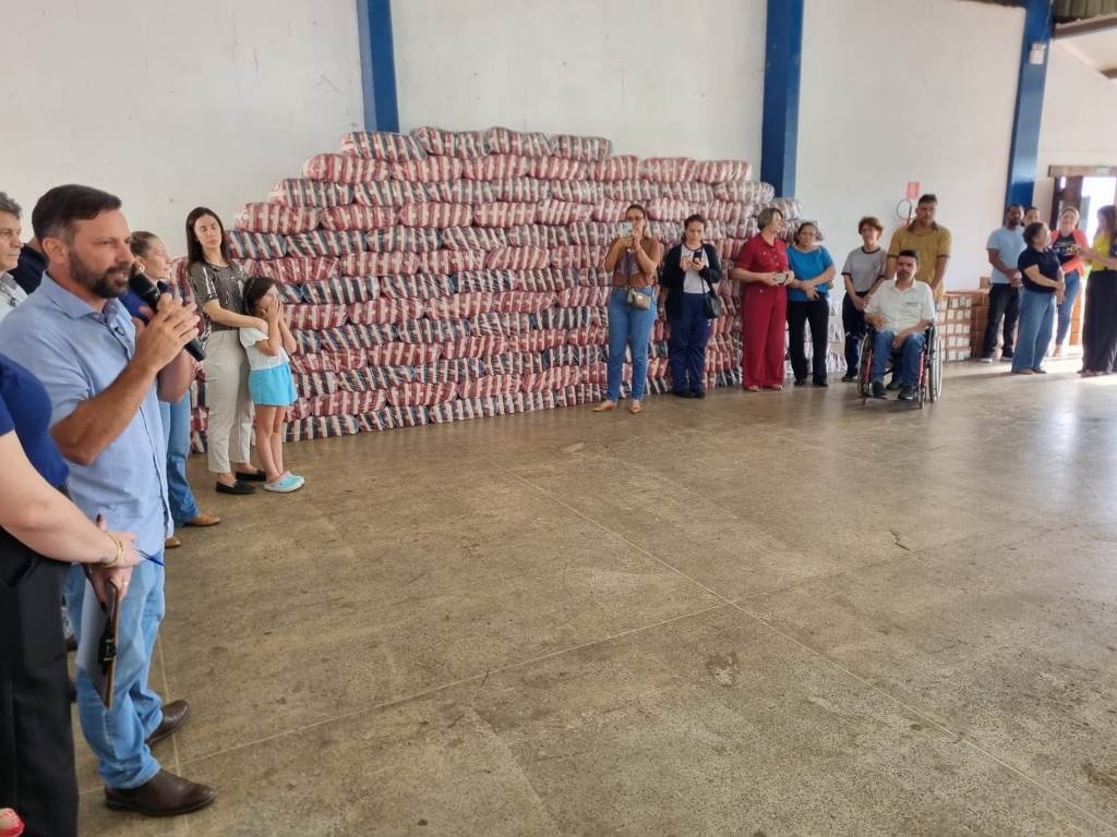 Arroz, feijão e carne Acrinorte doa 6,8 toneladas de comida