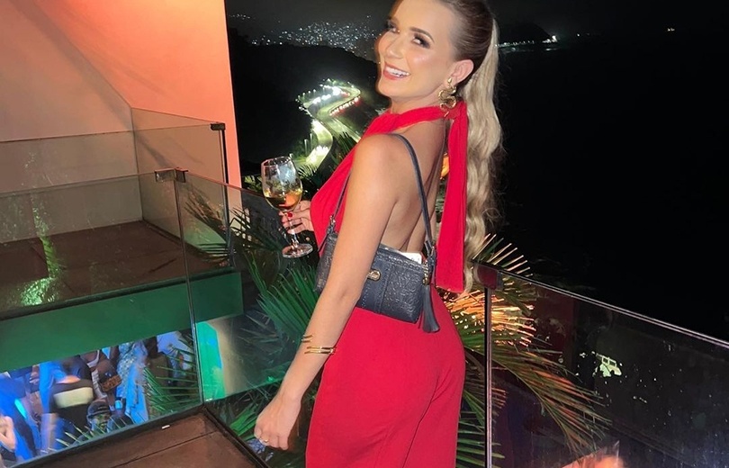 Blogueira bolsonarista que falsificou pix é despejada pela Justiça por não pagar aluguel