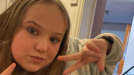 Adolescente morre após inalar solvente como parte de desafio online