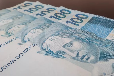 Governo confirma que salário mínimo será de R$ 1.621 em 2026