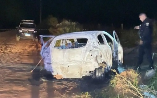 Suspeito de participar de homicídio onde carro e corpo foram queimados é preso pela PM