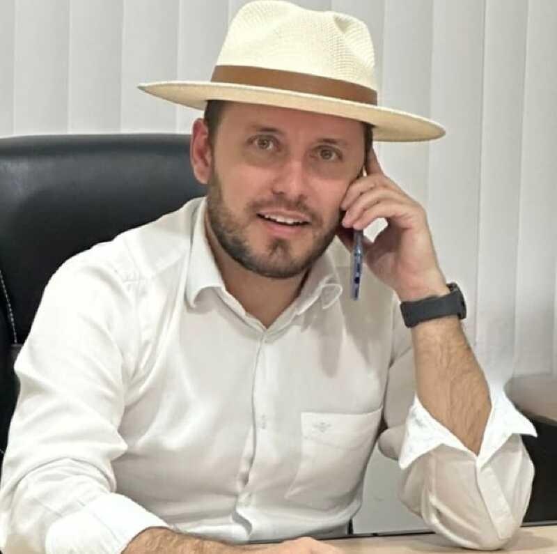 Empresa de ex-procurador não pode mais defender a prefeitura