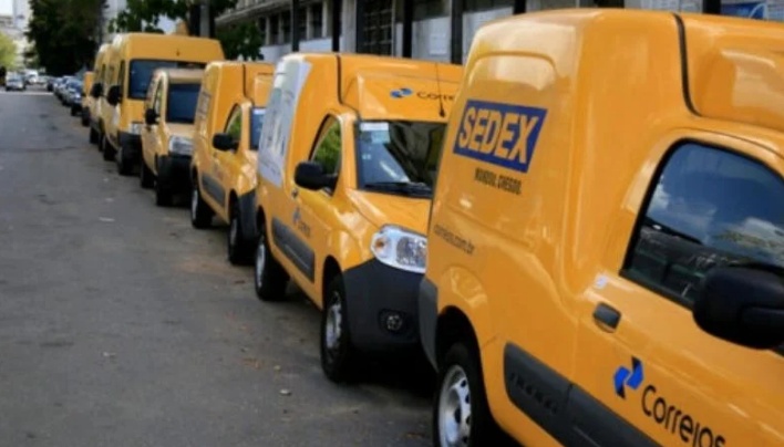 Tesouro dá aval a empréstimo de R$ 12 bilhões para reestruturação dos Correios