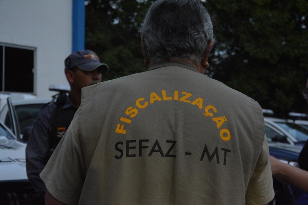 Governo de MT lança concurso para Fiscal da Sefaz com salário inicial de R$ 32,9 mil