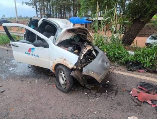Acidente em rodovia deixa três mortos e dois feridos