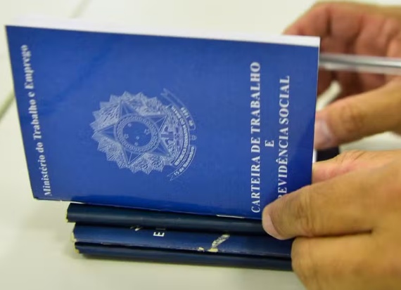 Teto do seguro-desemprego sobe para R$ 2.518,65 após reajuste