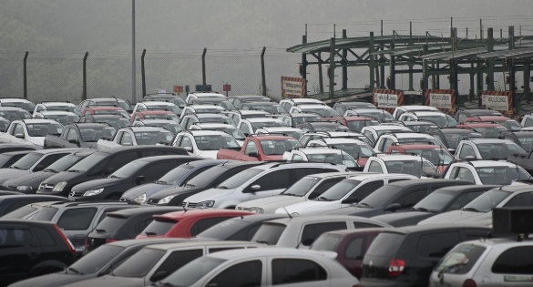 Vendas de automóveis e comerciais leves devem crescer 3% em 2026