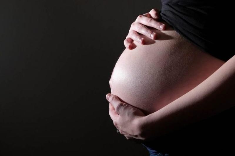 Grávida de 6 meses é espancada e estuprada dentro de casa em MT