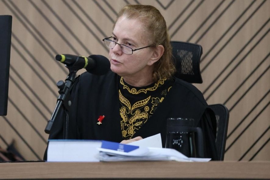 Juíza defende atuação em júri e pede arquivamento de reclamação