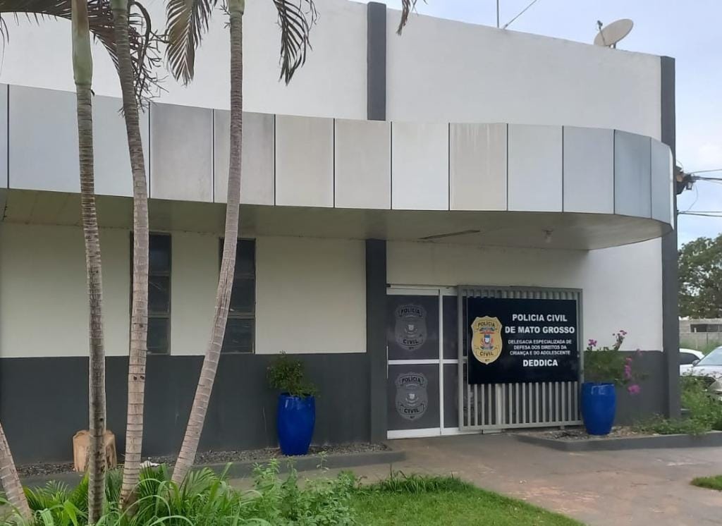 Ex-padrasto e comparsa são presos por planejar sequestro e abuso de menor na saída da escola