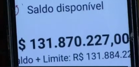 Após devolver R$ 131 milhões, motorista pede recompensa milionária