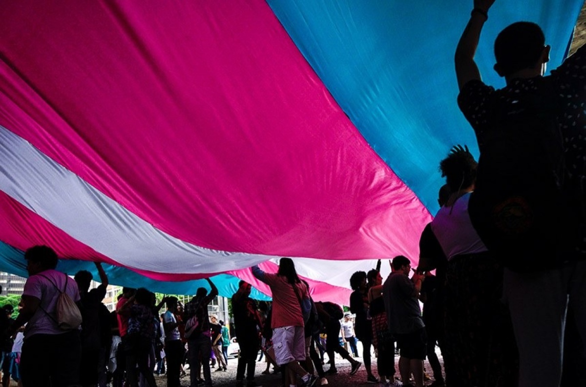 Violência mata jovens trans e envelhecer é exceção no Brasil