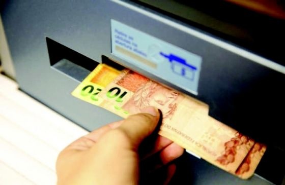 Governo libera R$ 4,6 bilhões para o saque-aniversário do FGTS; saiba como receber