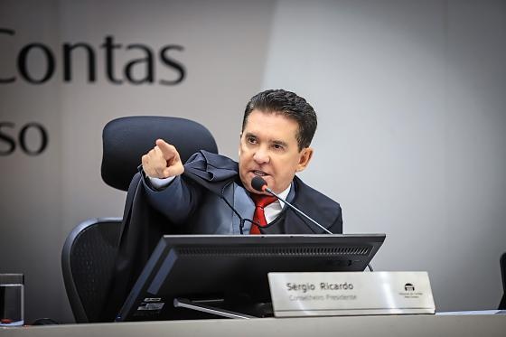 Municípios de Mato Grosso podem economizar até 60% com Central de Compras, diz Sérgio Ricardo