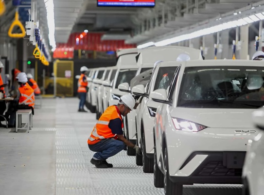 BYD quer aumentar nacionalização dos carros no Brasil e mira liderança de mercado até 2030