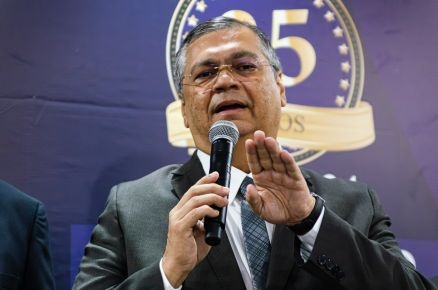 Magistrados de MT ganham em média 80,5% a mais que teto, diz site