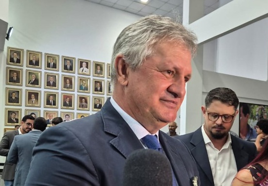 Deputados alegam fraude e tentam derrubar CPI da Saúde na Assembleia