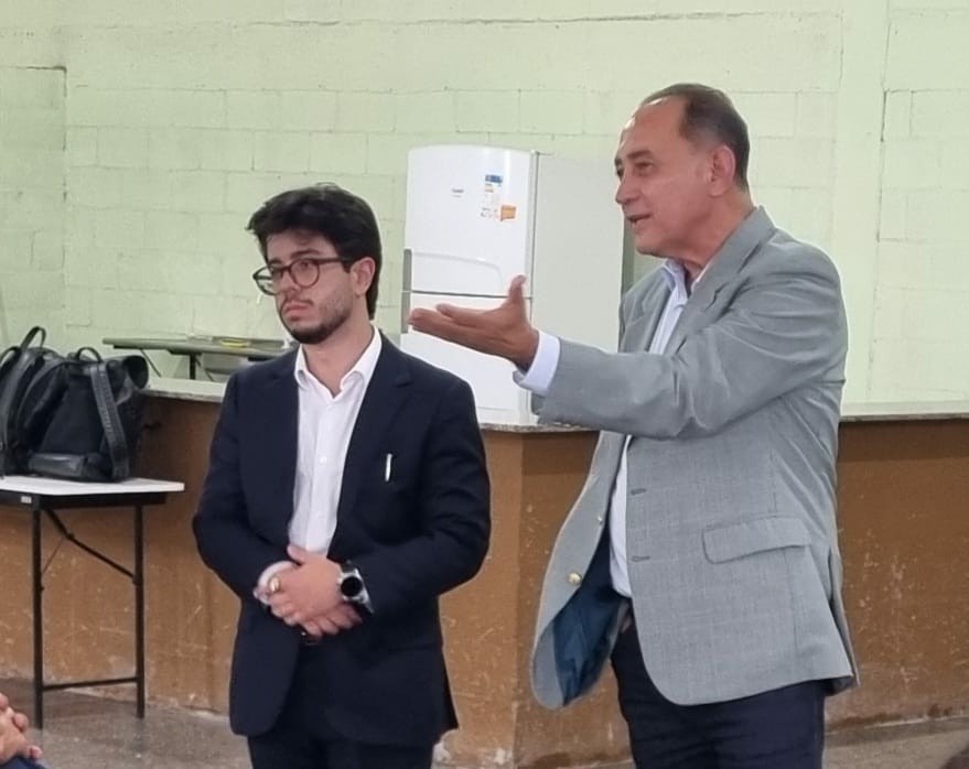 Figurão da advocacia se oferece para defender produtores que levaram um golpe em Cláudia