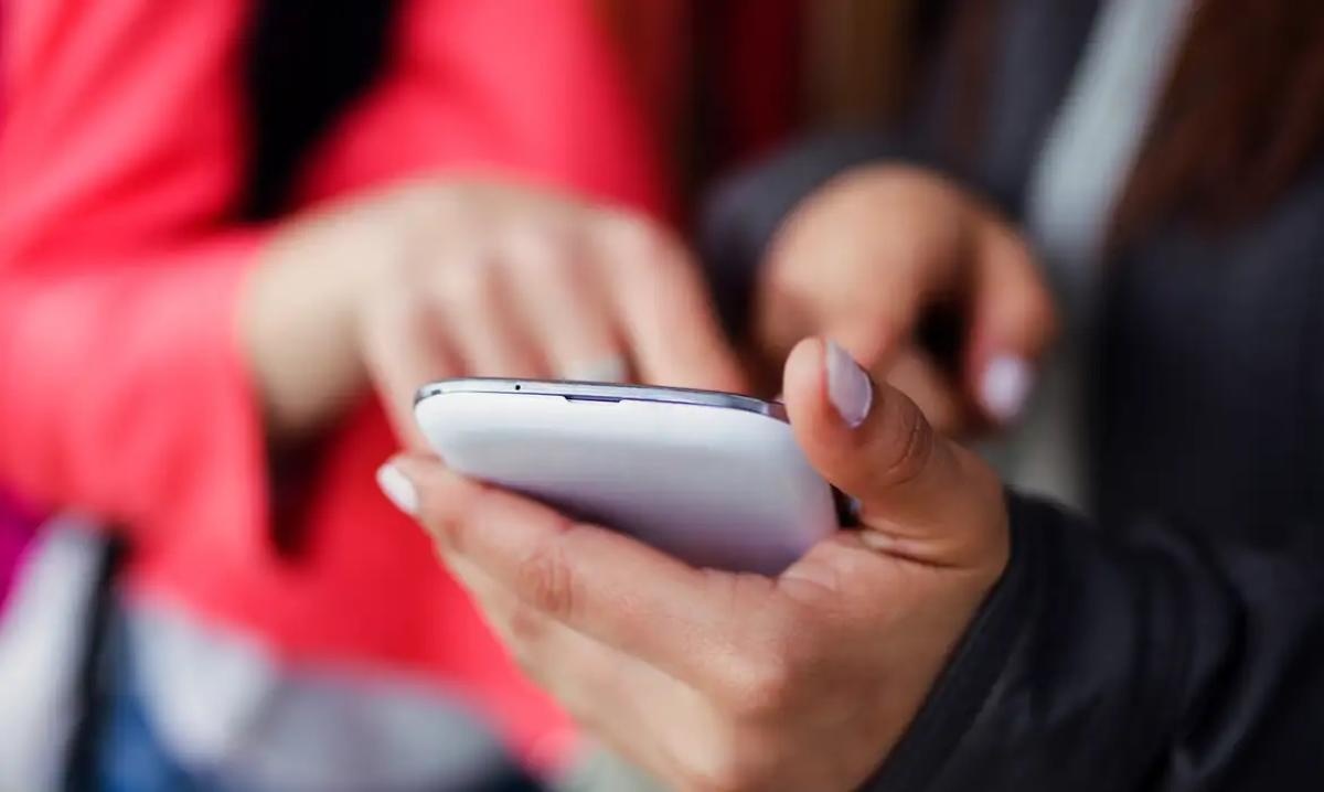 Acesso à internet em escolas da rede pública de Mato Grosso chega a 98,3% em 2025