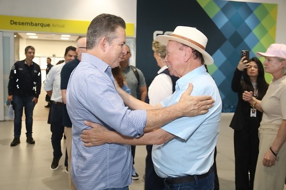 Mauro Mendes vai a Sinop nesta quinta para 'pacotão de obras' com Dorner