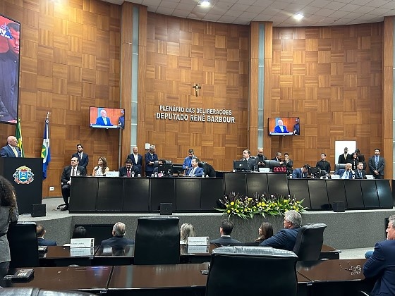 Assembleia aprova multa de R$ 1,4 mil para quem usar drogas em locais públicos de Mato Grosso
