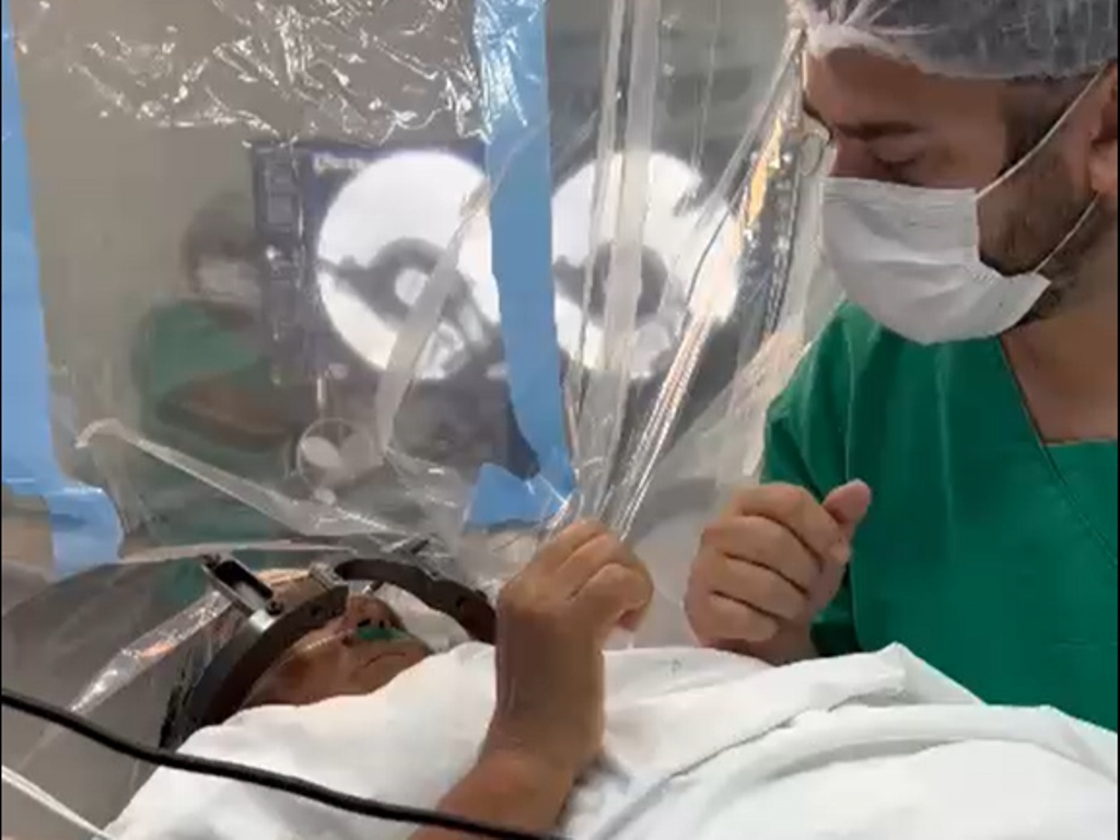 Hospital de Sinop faz cirurgia inédita no SUS e devolve autonomia a paciente