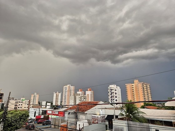 Páscoa será de calor, clima abafado e alerta de temporais em Mato Grosso
