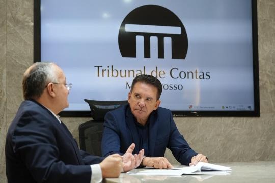 Sérgio Ricardo recebe novos documentos sobre pagamentos do governo estadual à Oi