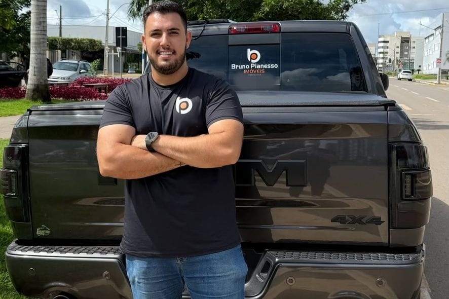 Corretor é denunciado por tentar matar esposa e enteado, e MP pede indenização de R$ 1 milhão