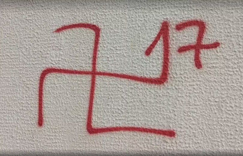 Desenhos de suásticas são encontrados em Centro Acadêmico de História da UFMT