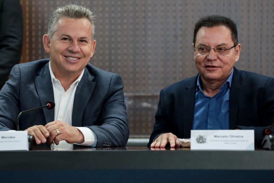 Mendes rebate e diz que se fosse rei, Botelho seria bobo da corte