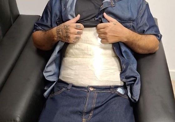Passageiro é preso com mais de 10 kg de cocaína escondidos no corpo no Aeroporto de Cuiabá